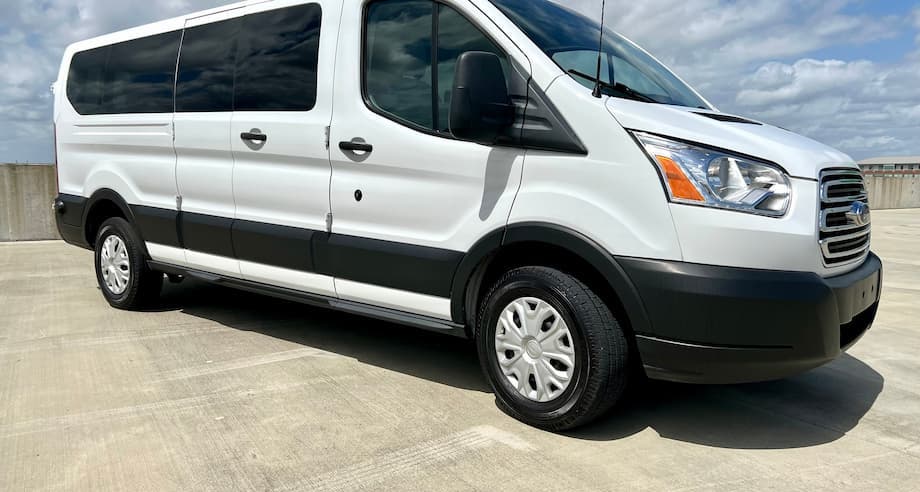 Ford Transit-350 Wagon 2019